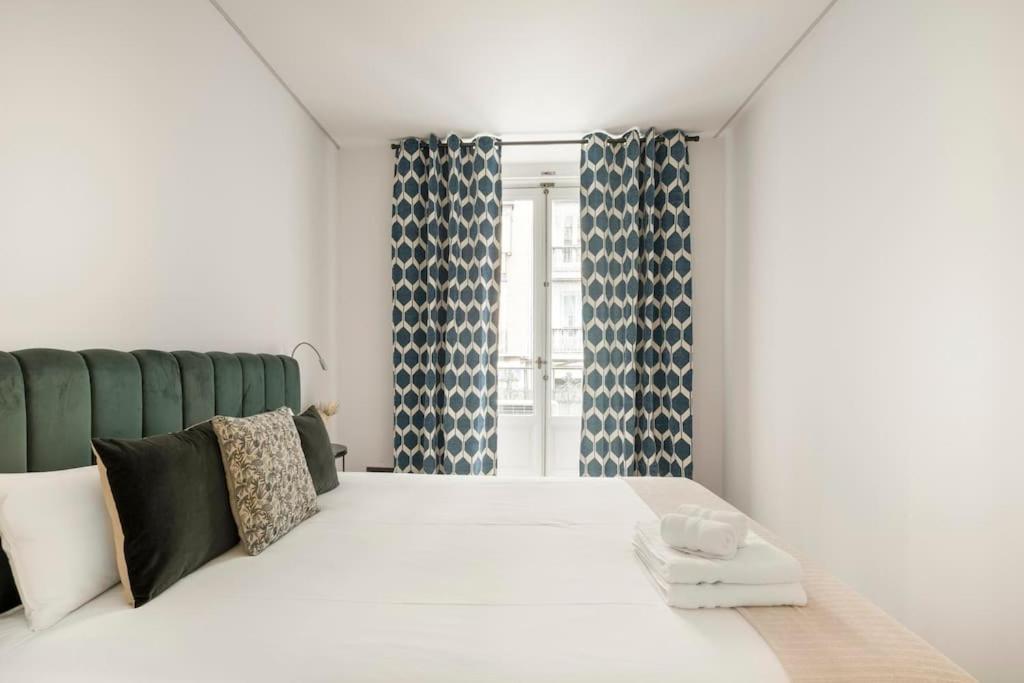 Lujoso Apartamento Cerca De Plaza Mayor Madri Exterior foto