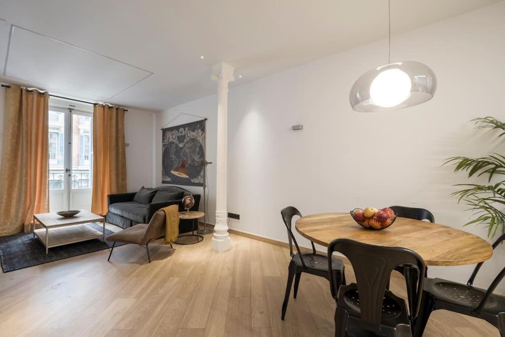 Lujoso Apartamento Cerca De Plaza Mayor Madri Exterior foto