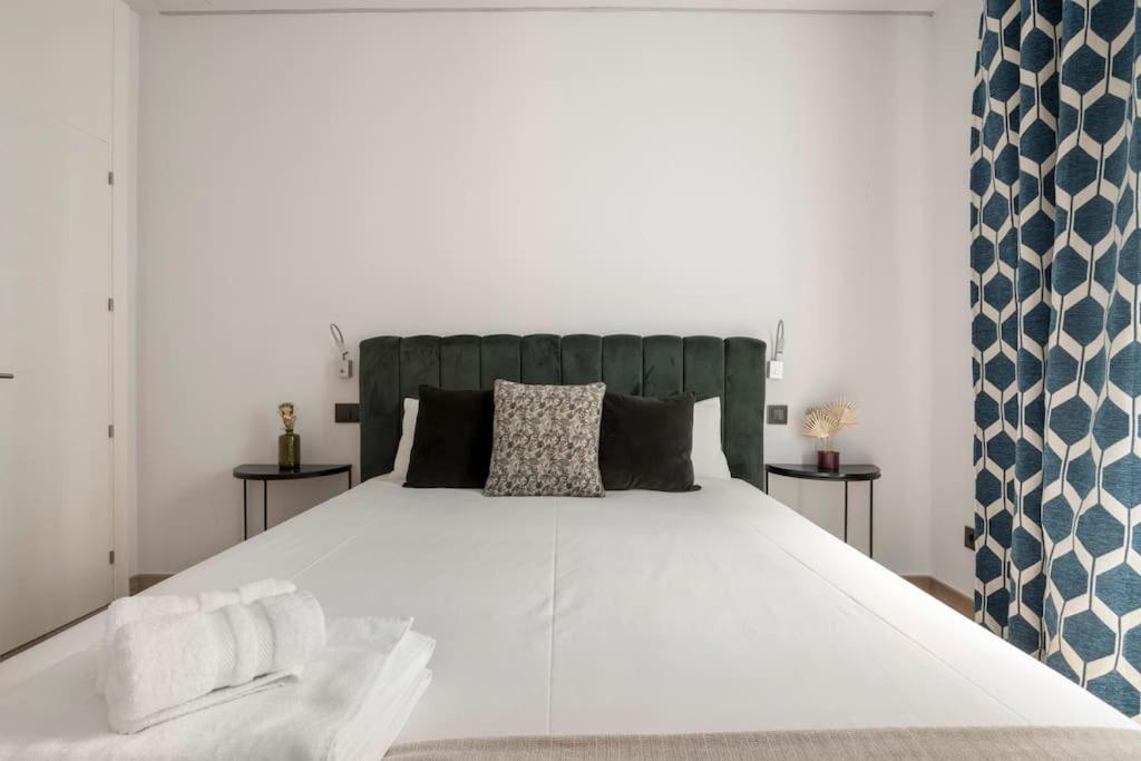 Lujoso Apartamento Cerca De Plaza Mayor Madri Exterior foto