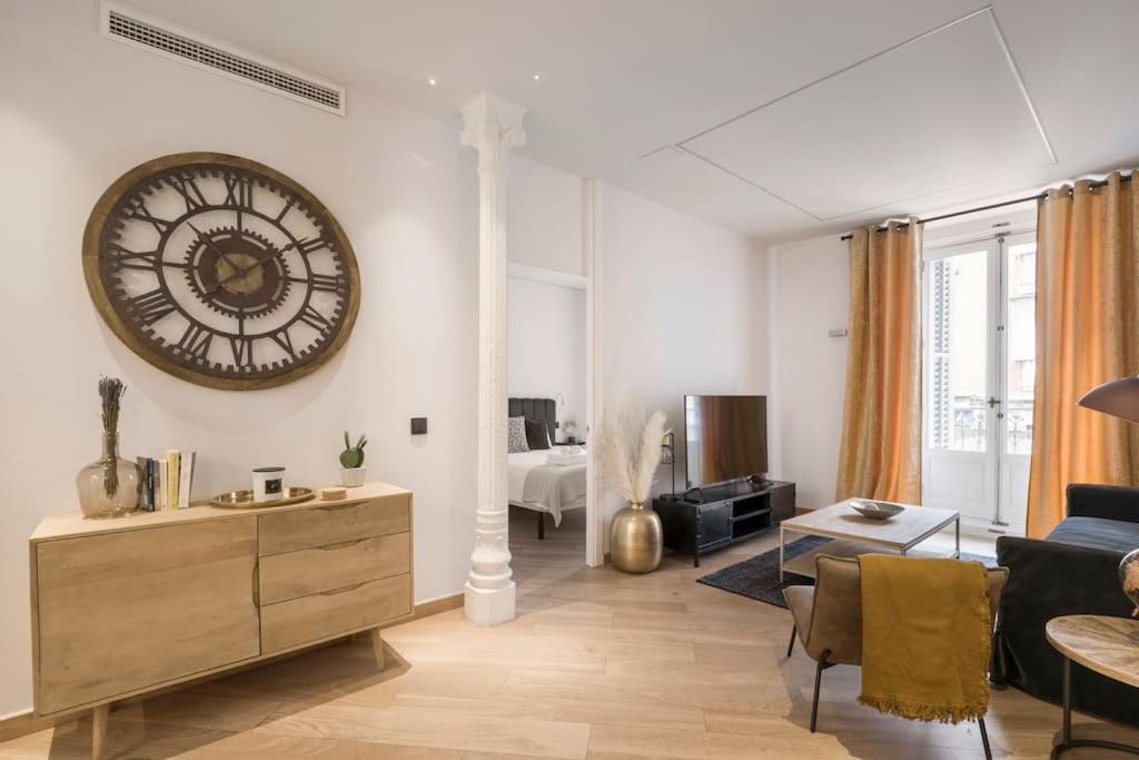 Lujoso Apartamento Cerca De Plaza Mayor Madri Exterior foto